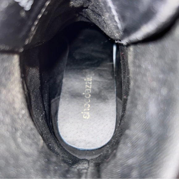 Shoedazzle Erleen Lace Up Wedge Bootie Black Velvet Gold Hardware Women’s 6.5 - Picture 8 of 8